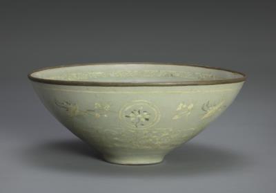 图片[5]-Celadon bowl with cloud-and-crane decor in black-and-white inlay-China Archive